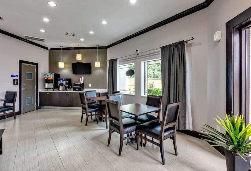 هتل Americas Best Value Inn And Suites Iah Airport North