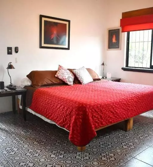 Hotel Casa Alvarada
