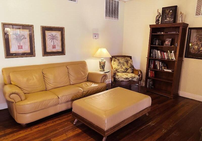 호텔 Crystal Bay Historic