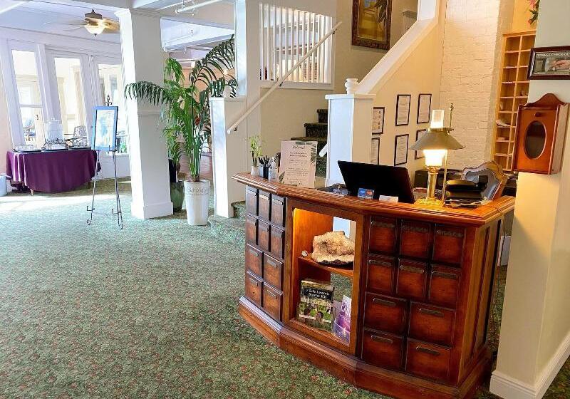 호텔 Crystal Bay Historic