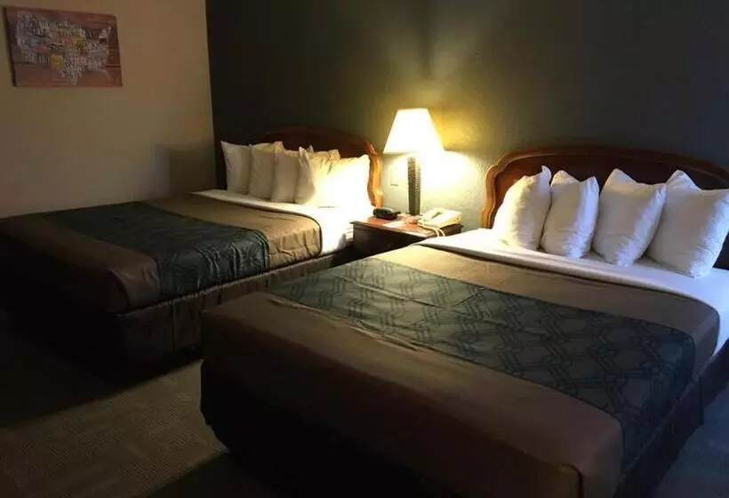 ホテル Econo Lodge Inn & Suites Radfordblacksburg Area