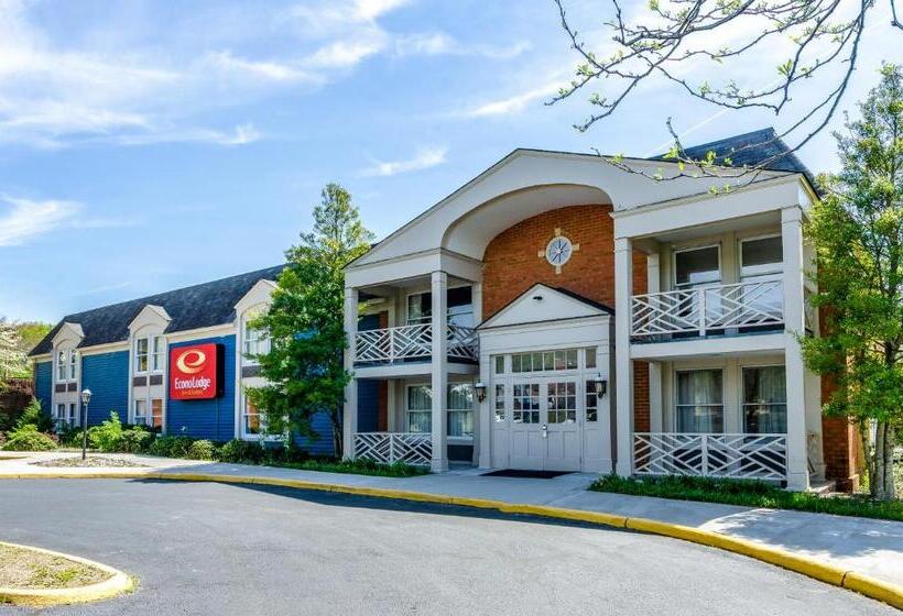 호텔 Econo Lodge Inn & Suites Radfordblacksburg Area