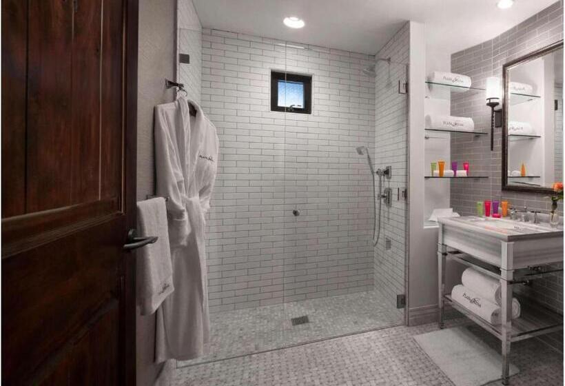 호텔 Plaza La Reina