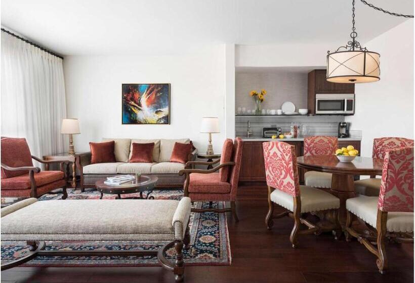 호텔 Plaza La Reina