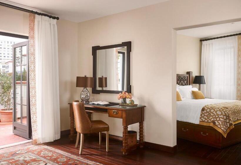 호텔 Plaza La Reina