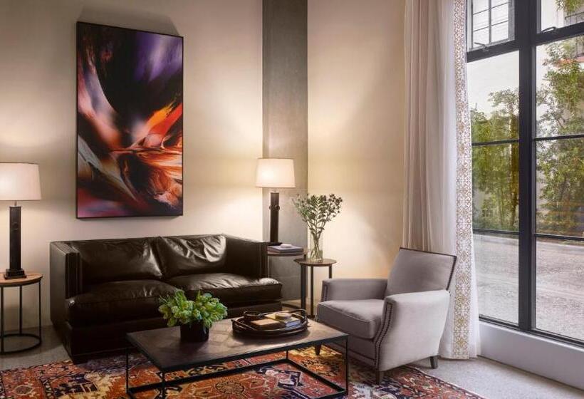 호텔 Plaza La Reina