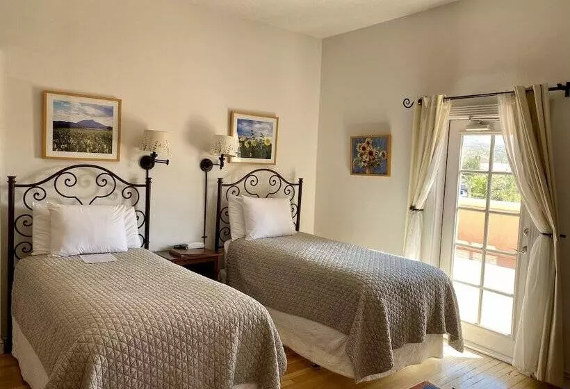 Hotelli Sierra Grande Lodge & Spa