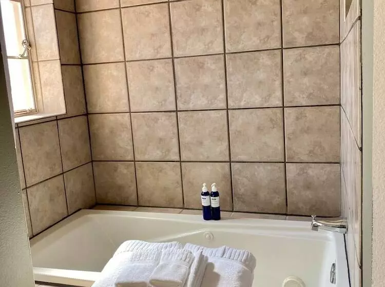 Hotelli Sierra Grande Lodge & Spa