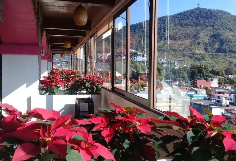 בית מלון כפרי Villa De Cortez