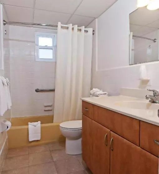 مُتل Matador Oceanfront Resort