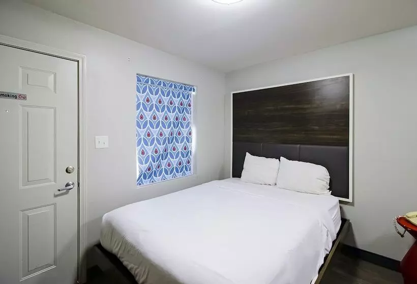 モーテル OYO Hotel Sulphur LA Hwy 90 West