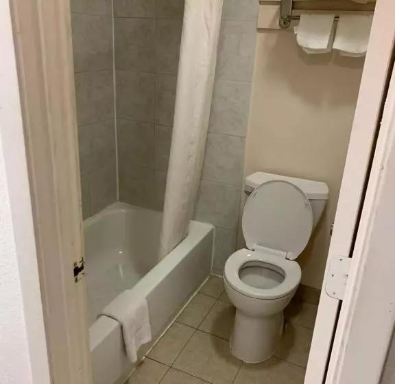 モーテル Regency Inn Jewett