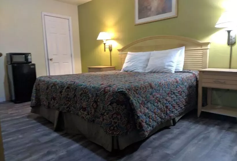モーテル Travelers Inn Clearwater