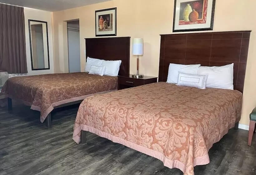 モーテル Travelers Inn Clearwater
