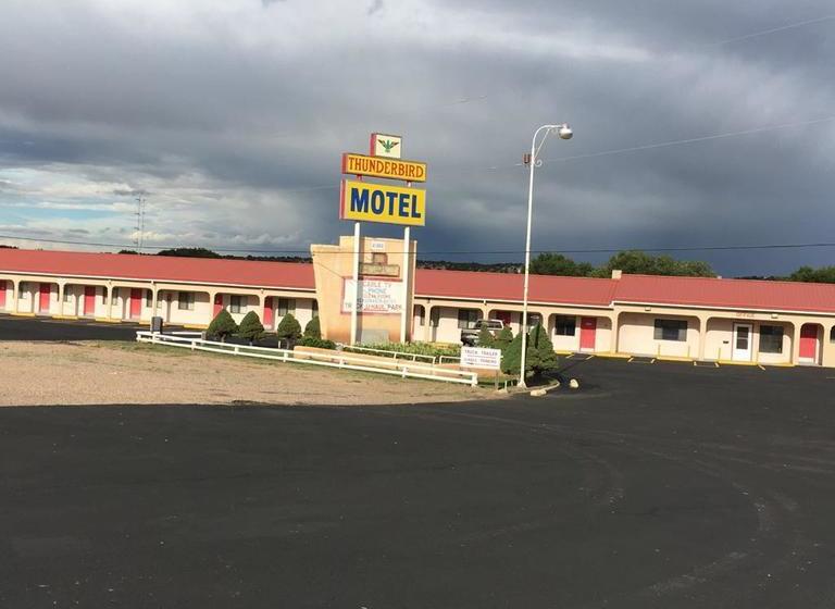 Thunderbird Motel Las Vegas/ New Mexico