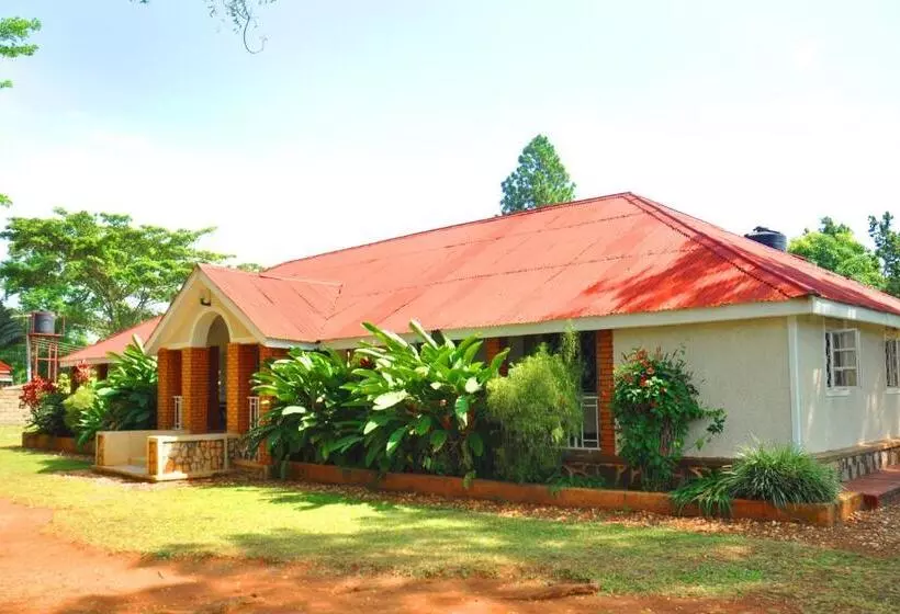 هاستل Albert Grand Palace   Masindi