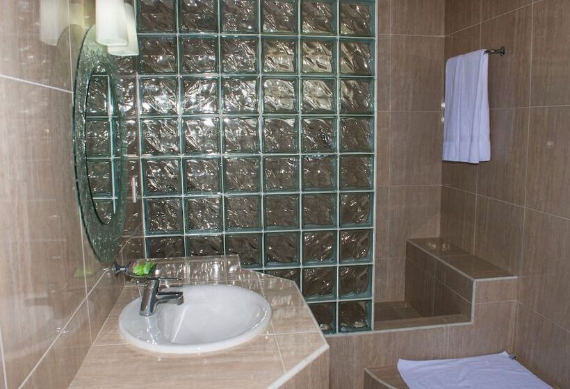 Bed and Breakfast Hostal Doña Amalia Cuba