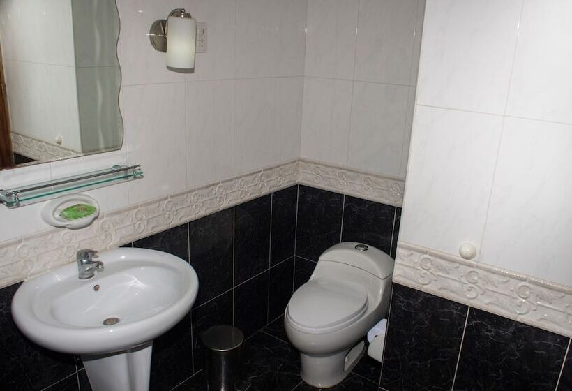 Bed and Breakfast Hostal Doña Amalia Cuba