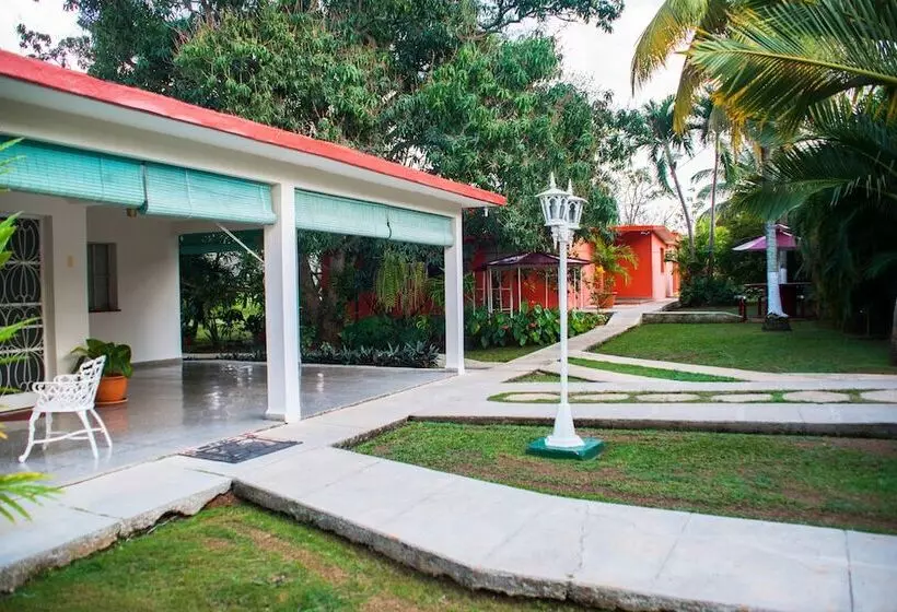 ベッドアンドブレックファースト Hostal Doña Amalia Cuba