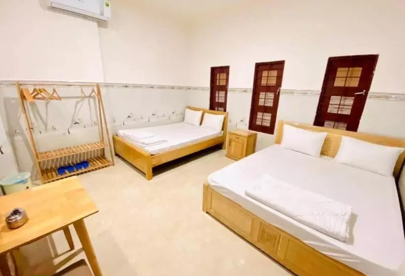 تختخواب و صبحانه Mũi Né Motel