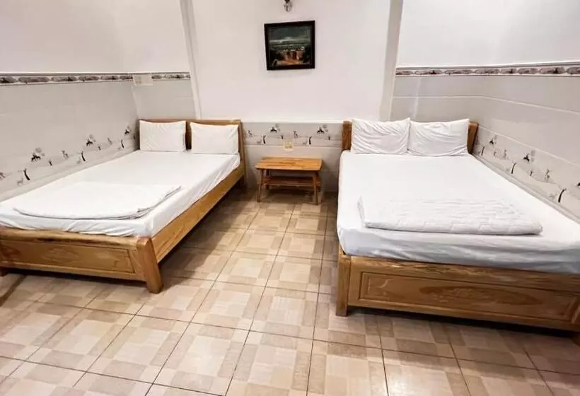 تختخواب و صبحانه Mũi Né Motel