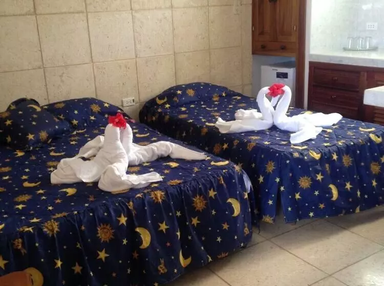 Hostal V&b