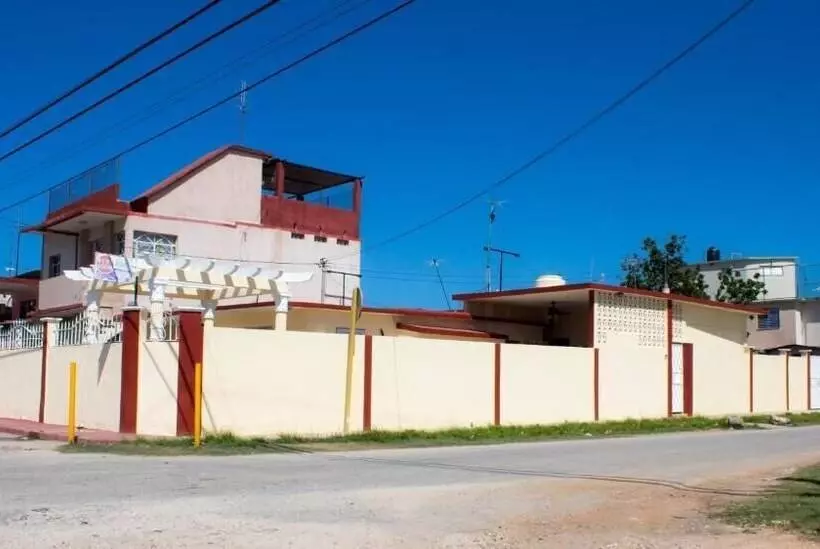 Hostal V&b