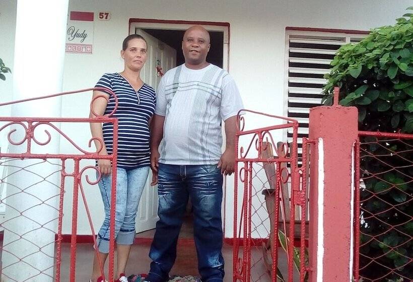 پانسیون Casa Juanka & Yudy