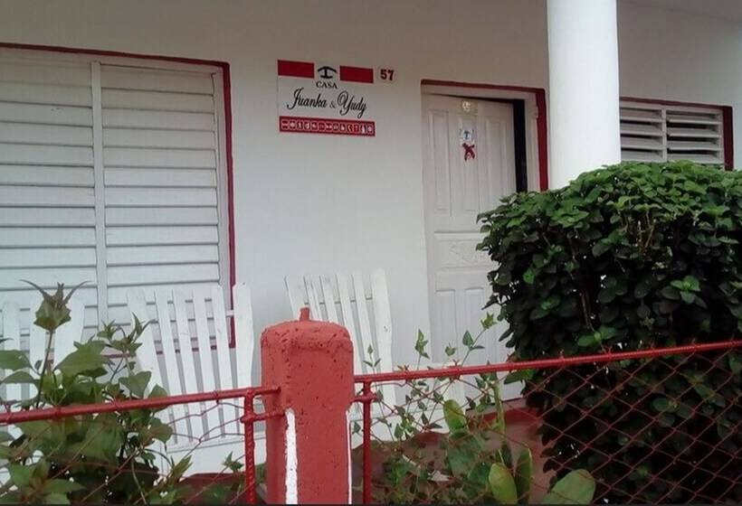 پانسیون Casa Juanka & Yudy