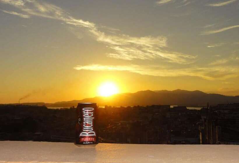 بنسيون Hostal De Arnulfo Y Pucha