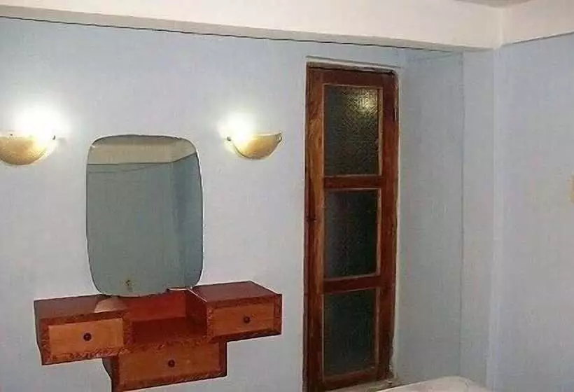 ペンション Hostal De Arnulfo Y Pucha