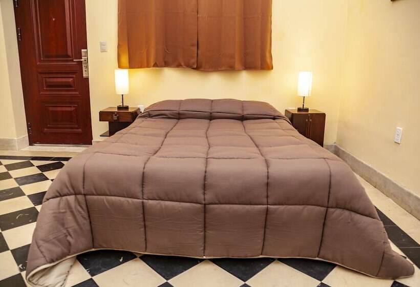 پانسیون Hostal Belele