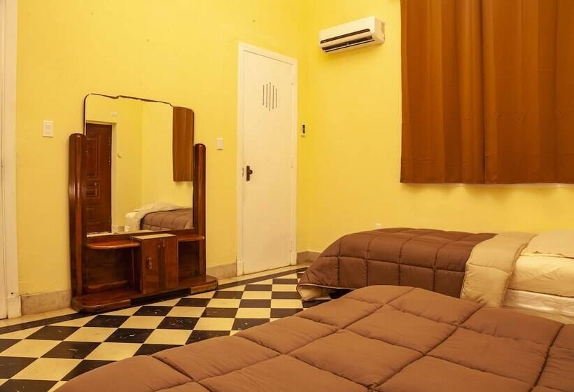 پانسیون Hostal Belele