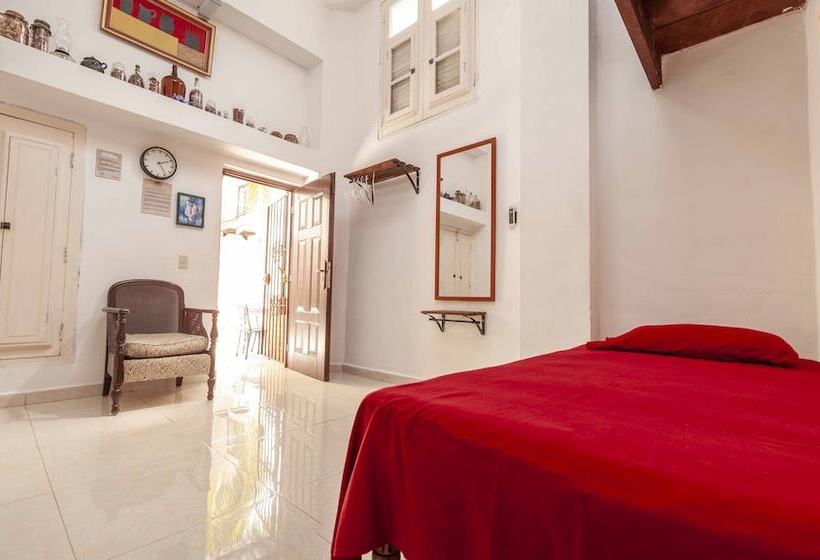 پانسیون Hostal Belele