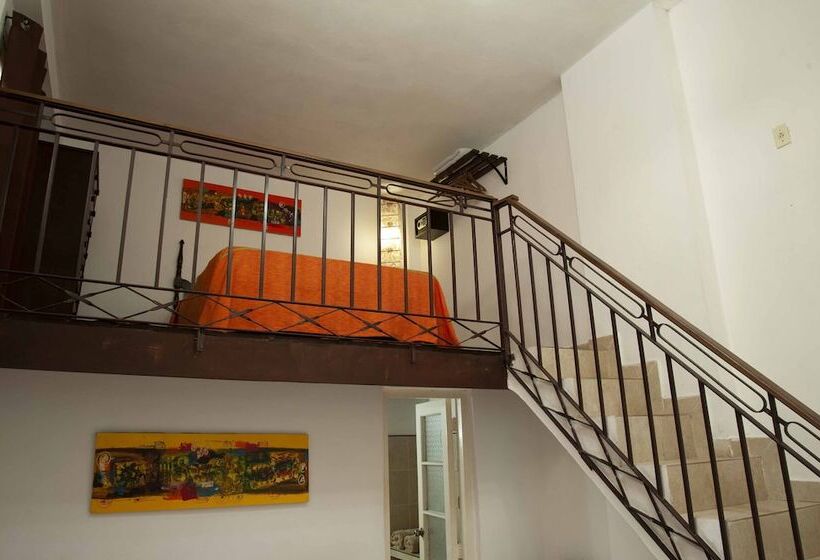 پانسیون Hostal Belele