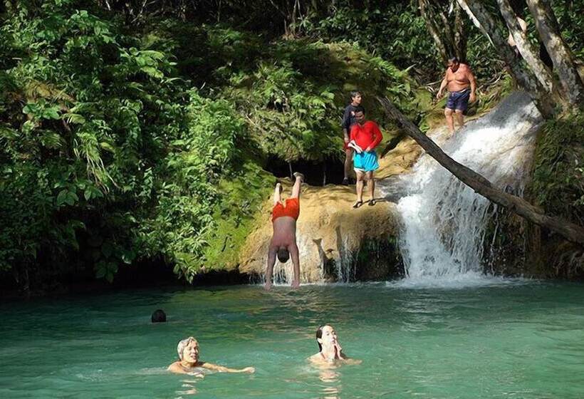 پانسیون Hostal Chinitos