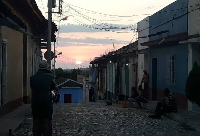 پانسیون Hostal Chinitos