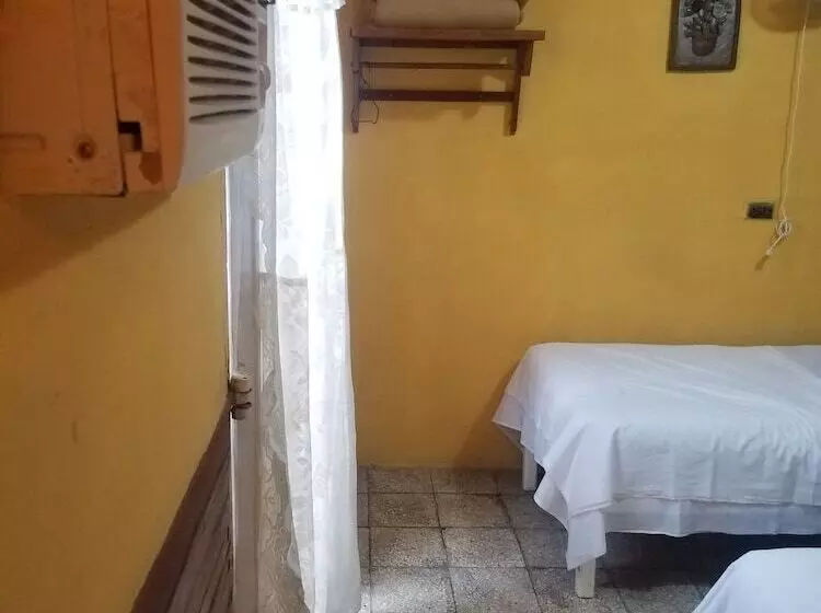 Majatalo Hostal Margelys Y Severo