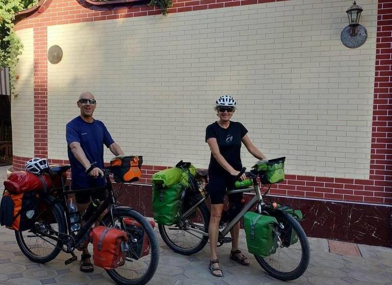 הוסטל Backpackers House Markhaba