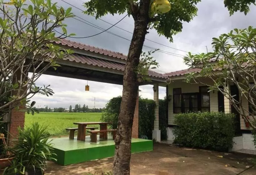 Ban Noi Resort Phrae