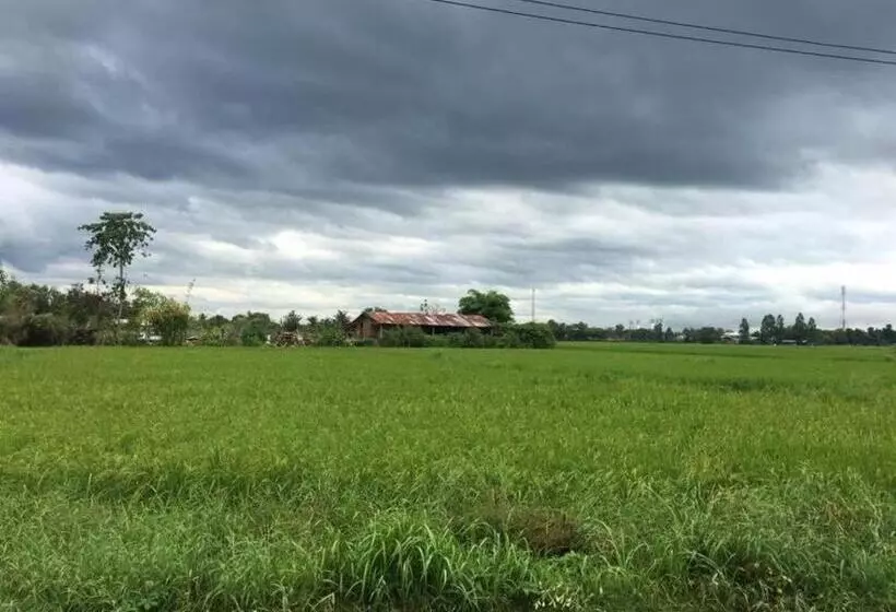 Ban Noi Resort Phrae