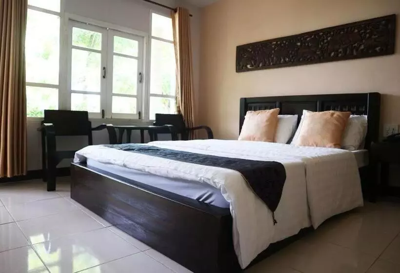 Ban Noi Resort Phrae