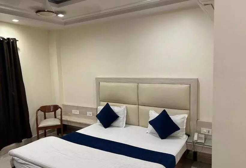 تختخواب و صبحانه Sapphire Inn By Asr Hospitality