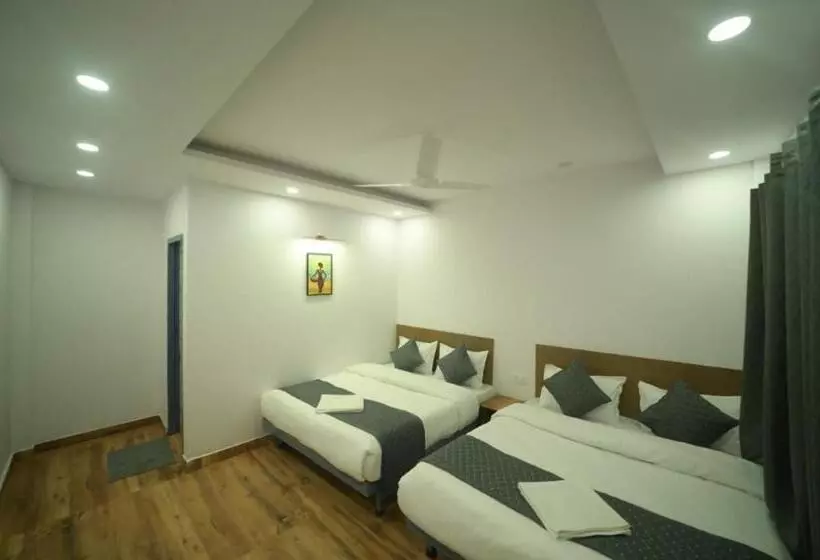 تختخواب و صبحانه Sapphire Inn By Asr Hospitality