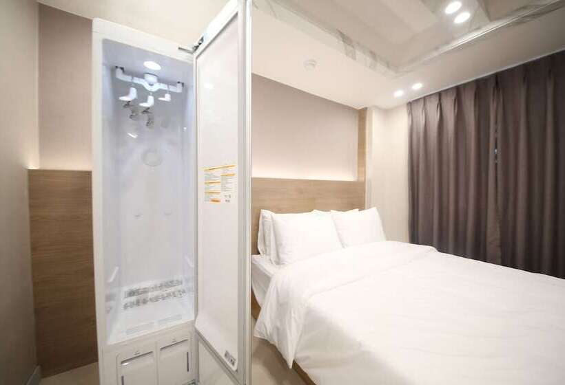 Calm Rest Hotel Masan