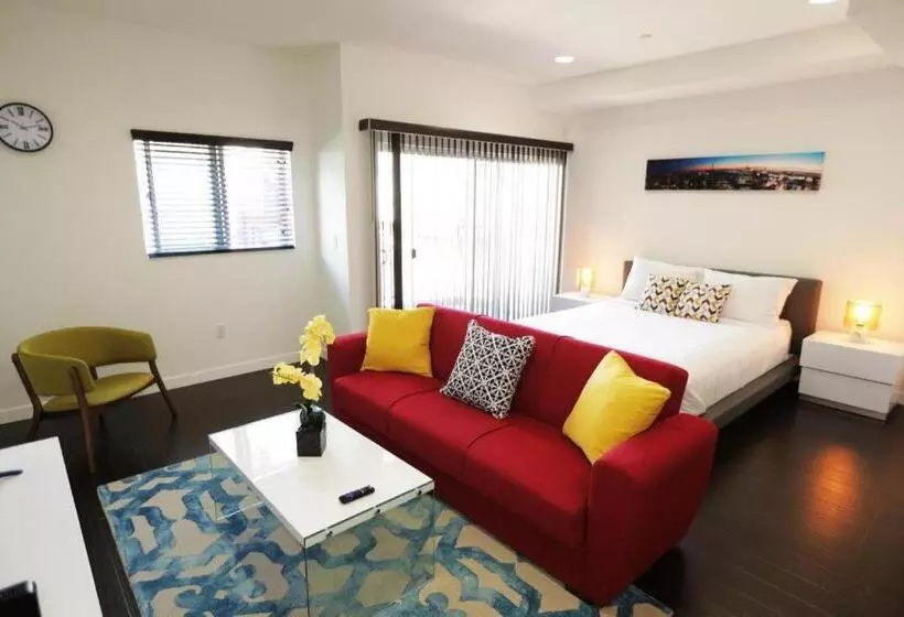 Hotelli Downtown Cosmopolitan Residences