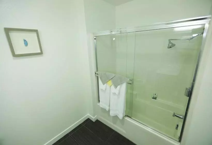 Hotelli Downtown Cosmopolitan Residences