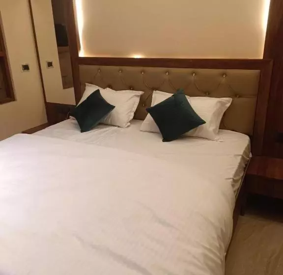 ホテル Mrjaiswaldharmshala