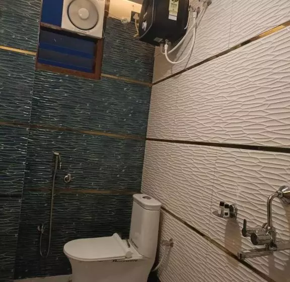 ホテル Mrjaiswaldharmshala
