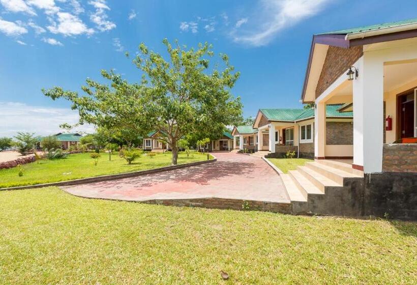 호텔 Ngonga Beach Resort